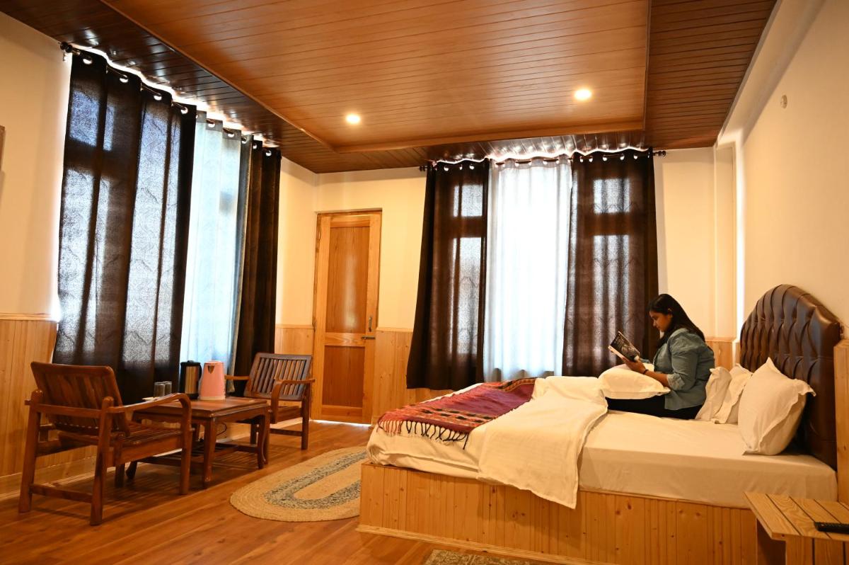 Hobknob Sissu - Boutique Home - Housity