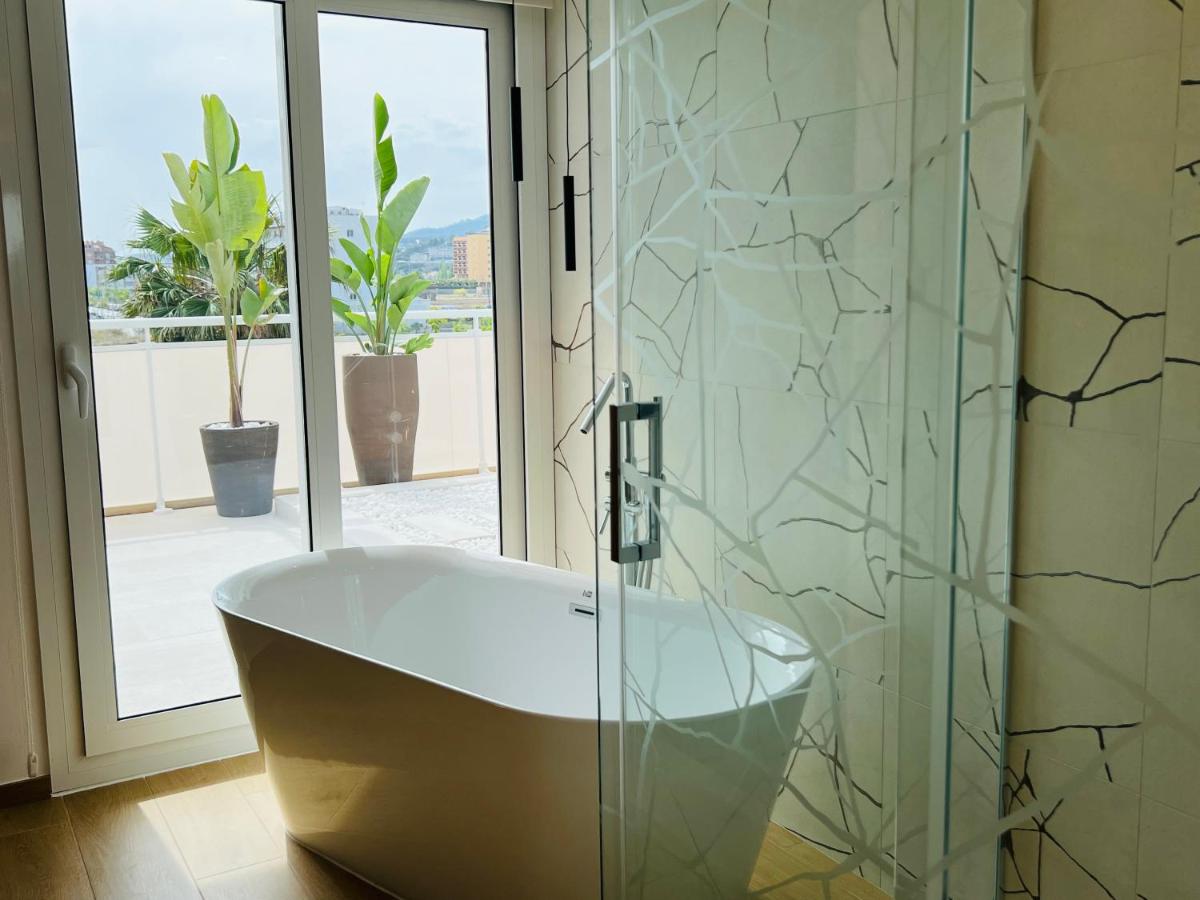 Un baño de Sumus Hotel Monteplaya & SPA 4Sup - Adults Only
