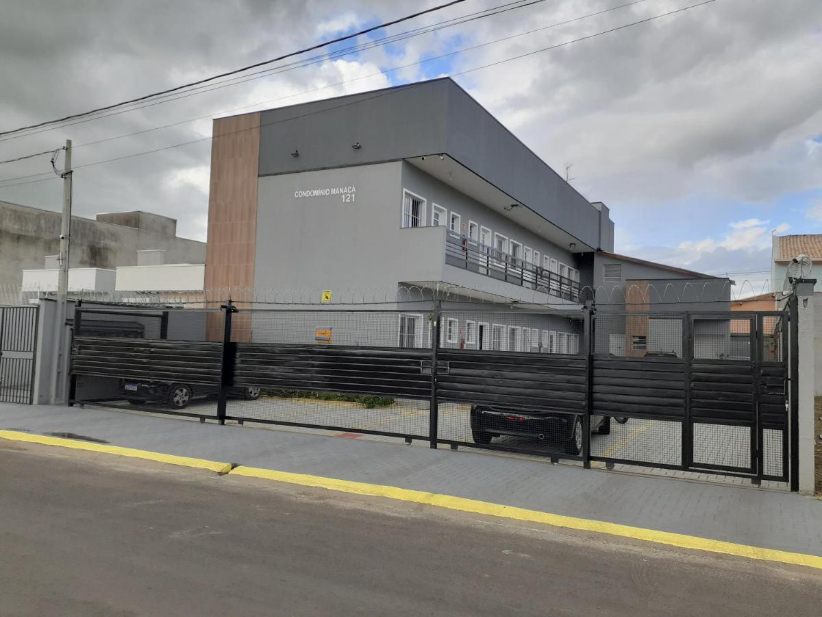 Loft4 COMPLETO AR CANAIS ASSINAT GARAGEM INTERNET prox Aparecida e Industrias - Housity