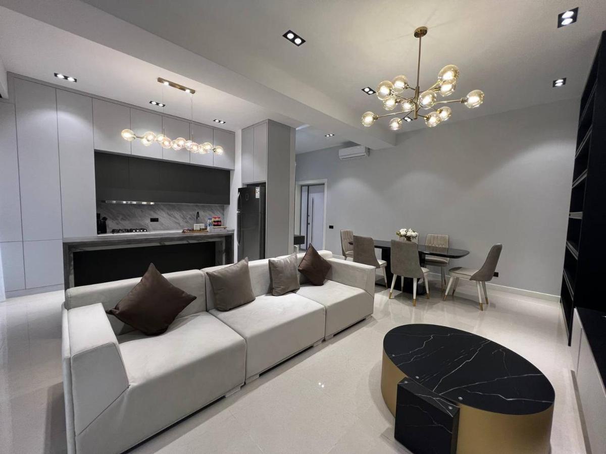 Mirabad Avenue Block B 18 - Housity