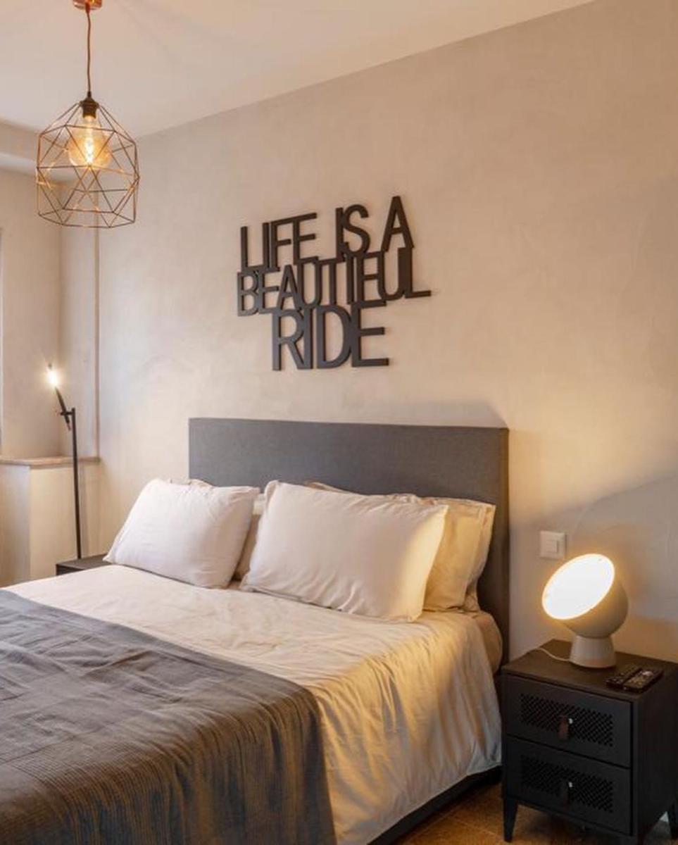 Relais Flora Arzo Appartamento superior di vacanza con posteggio - Housity