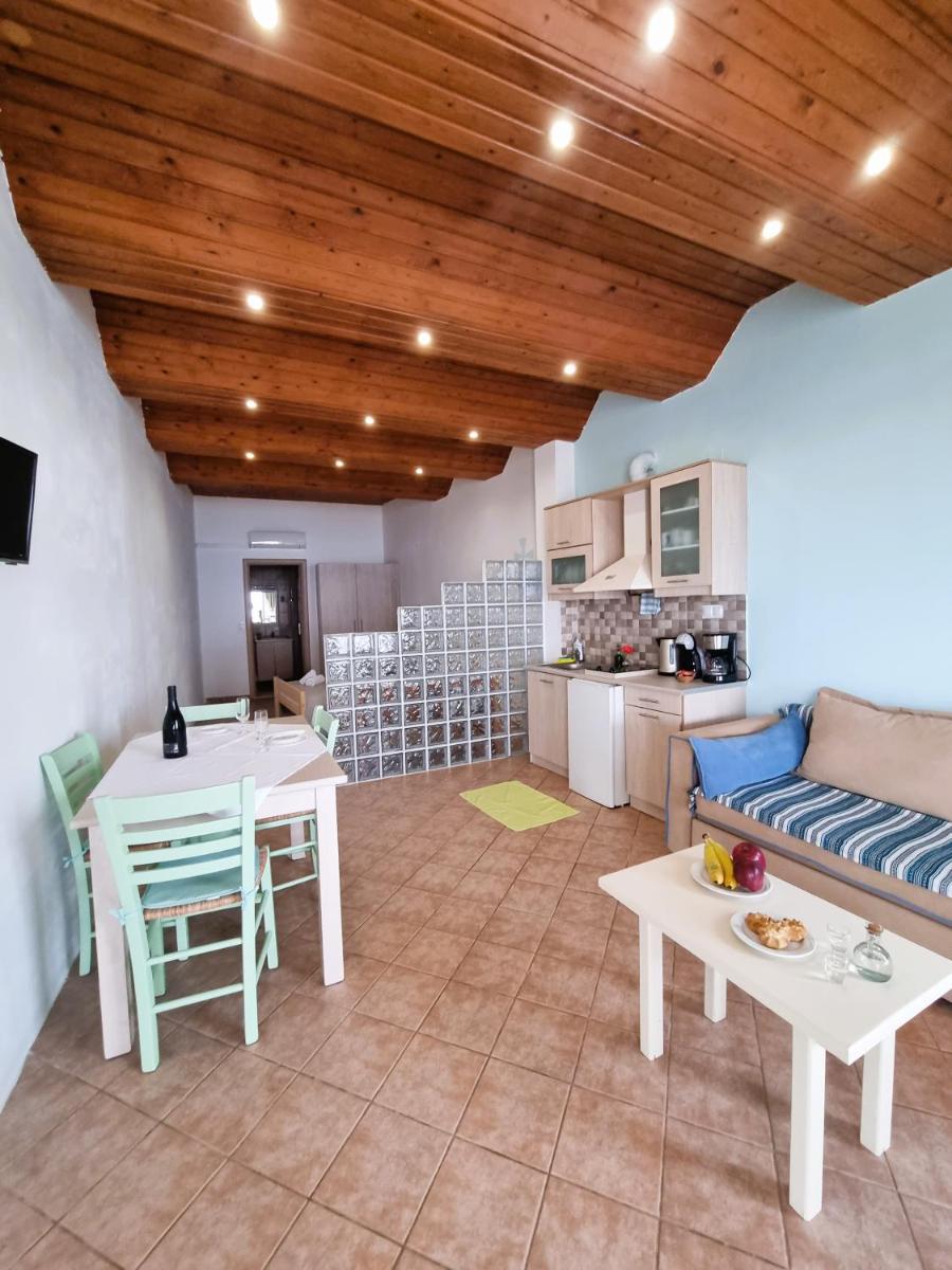 Crysalis Studios - Housity