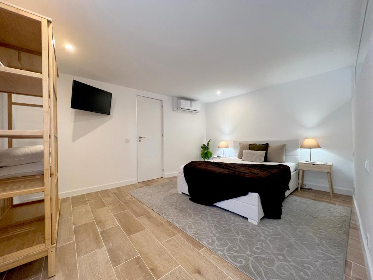 Casas Capela by O'Porto Seven - Housity