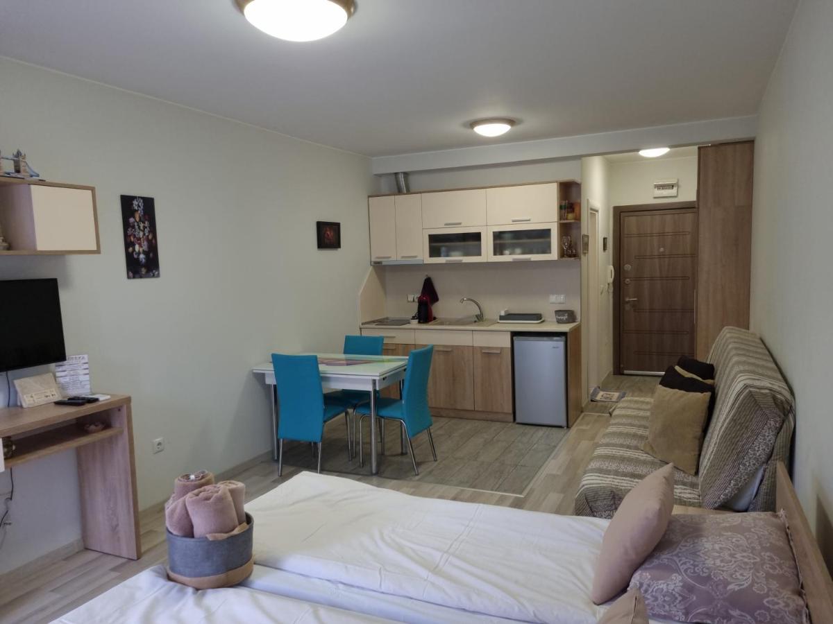 Rublevka Apartment - Housity