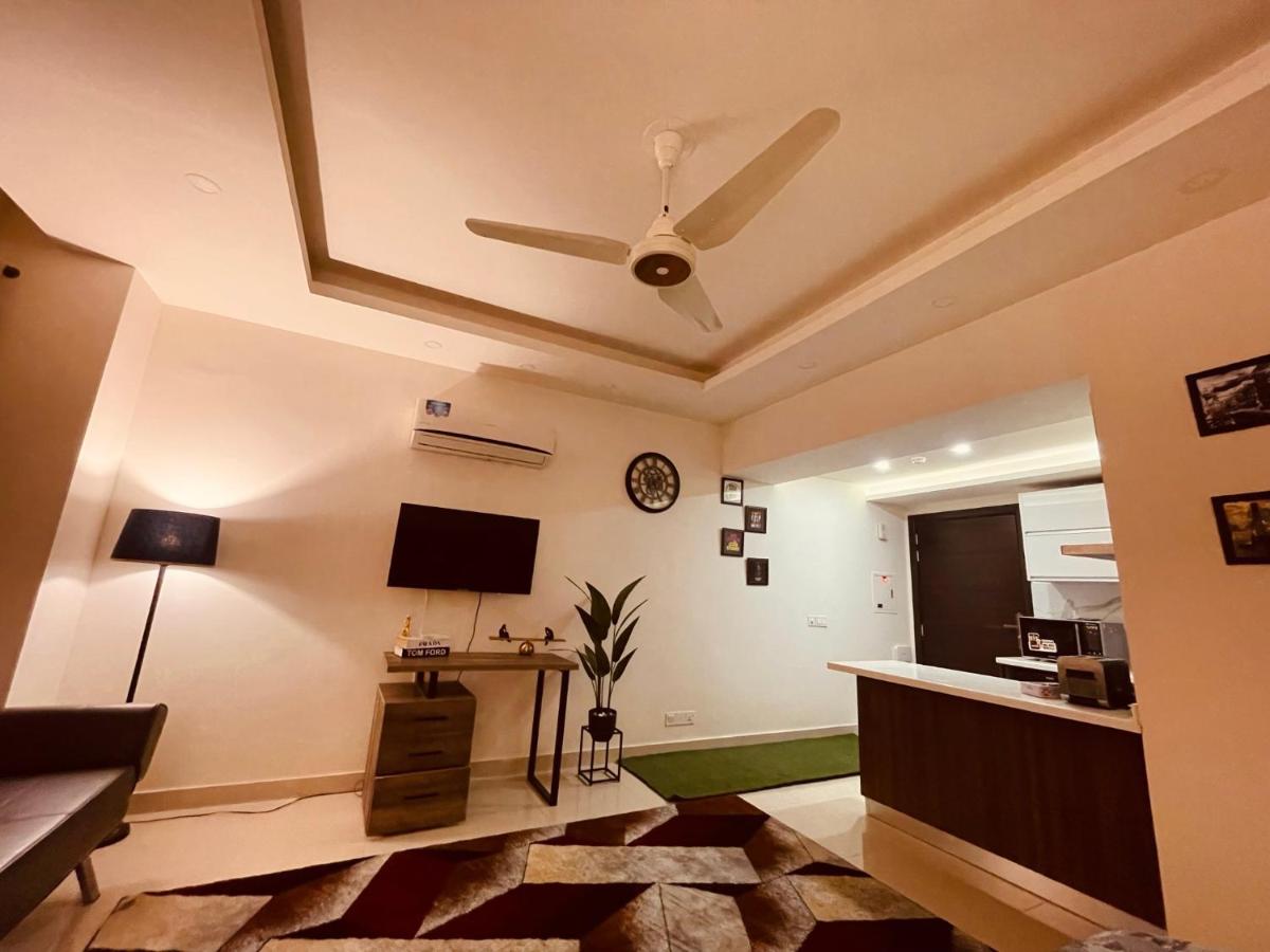 High Rise Studio In Elysium Opp Centaurus - Housity