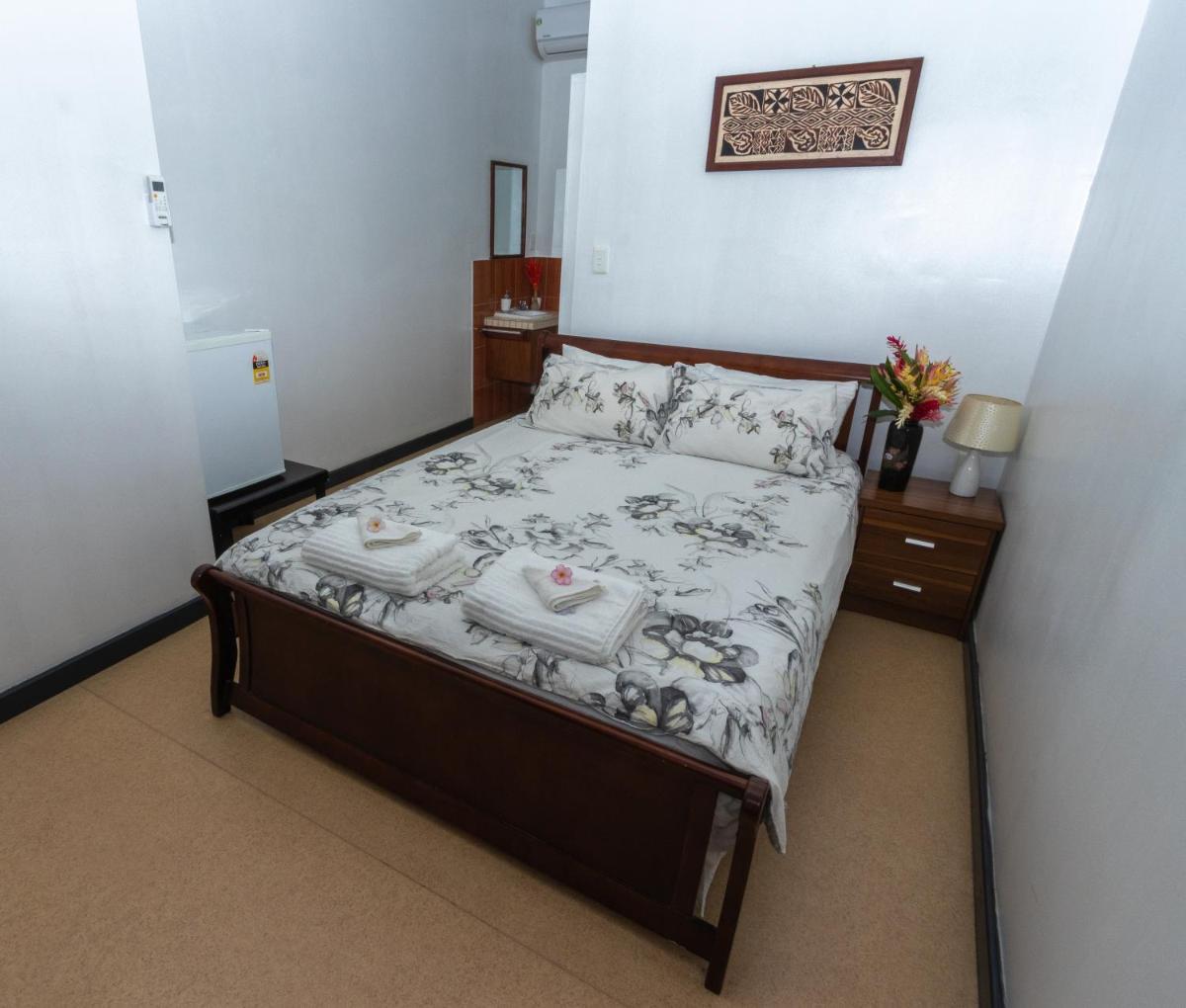 Talofa Inn - Housity