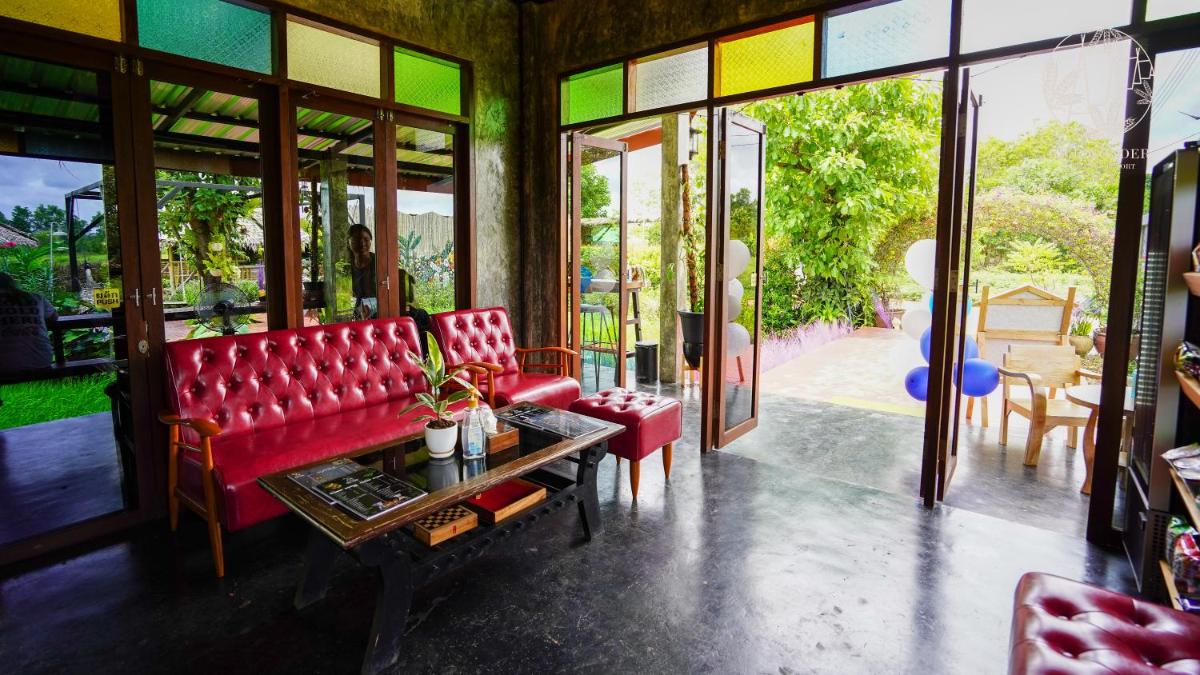 Rice Wonder Cafe & Eco Resort - Housity