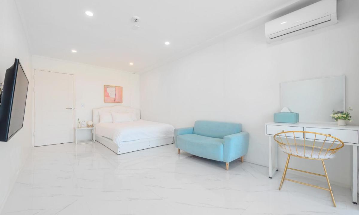 2U Pension - Housity