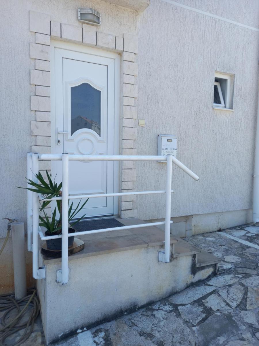 Studio ap ,NINI' - Housity