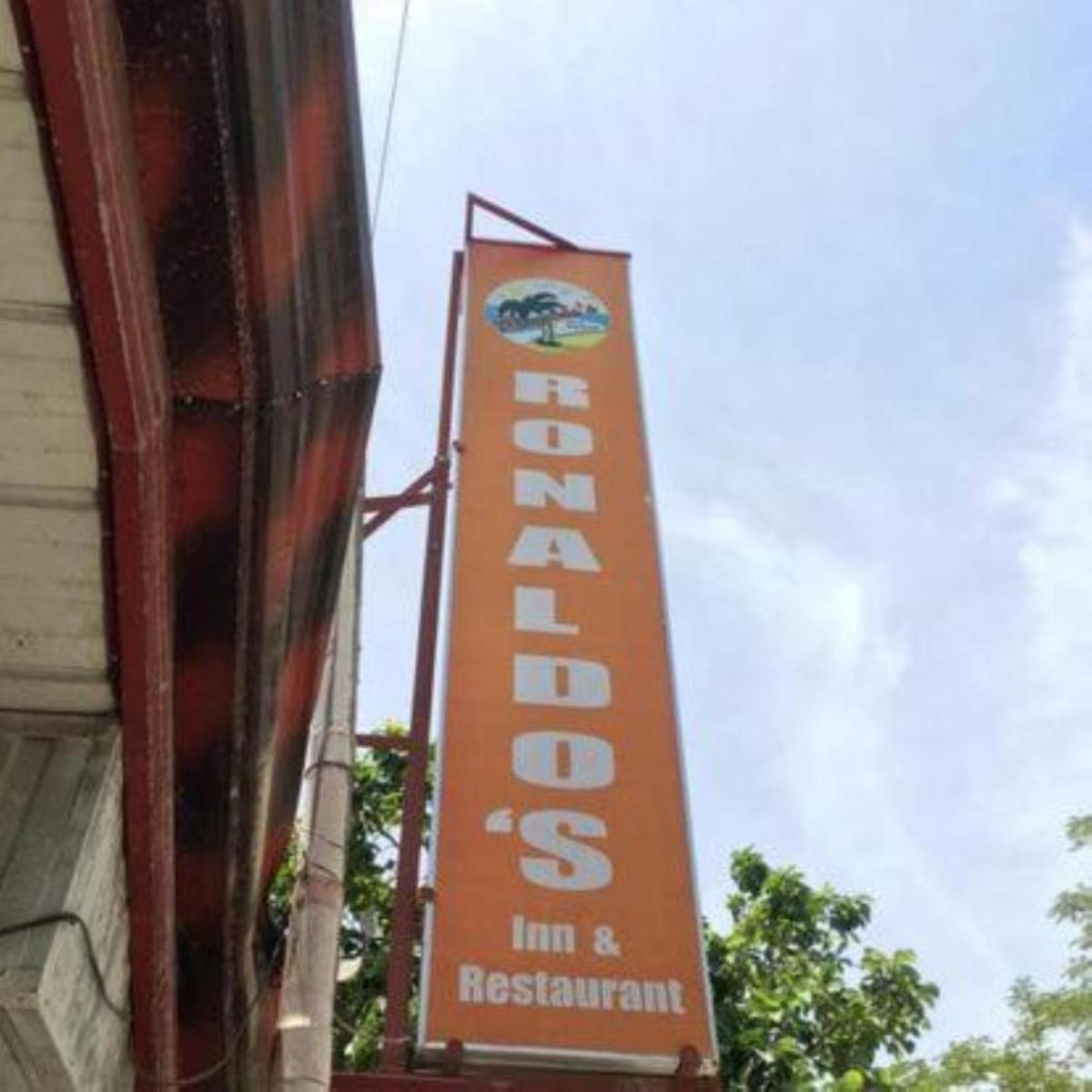 Ronaldo's Inn Siargao by Cocotel - Housity