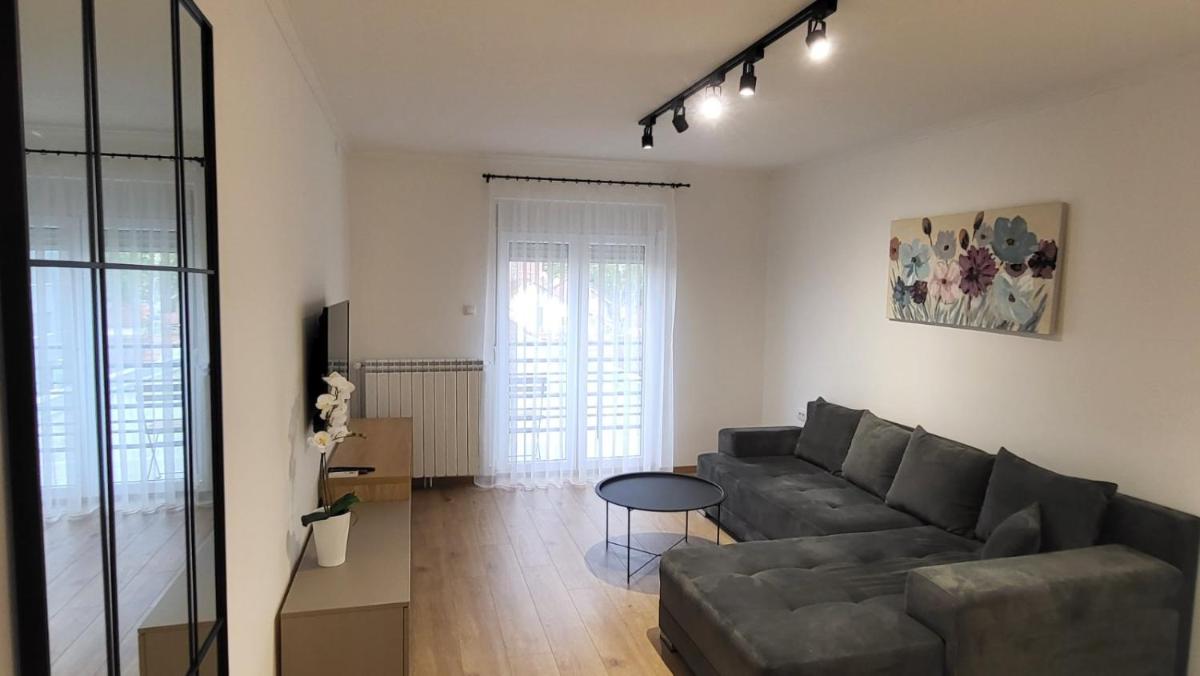 Apartments Spring - Housity