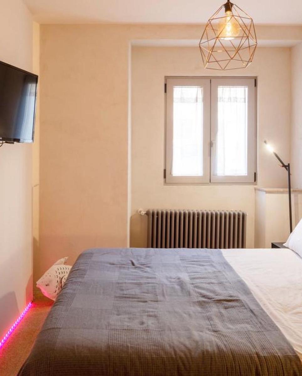 Relais Flora Arzo Appartamento superior di vacanza con posteggio - Housity