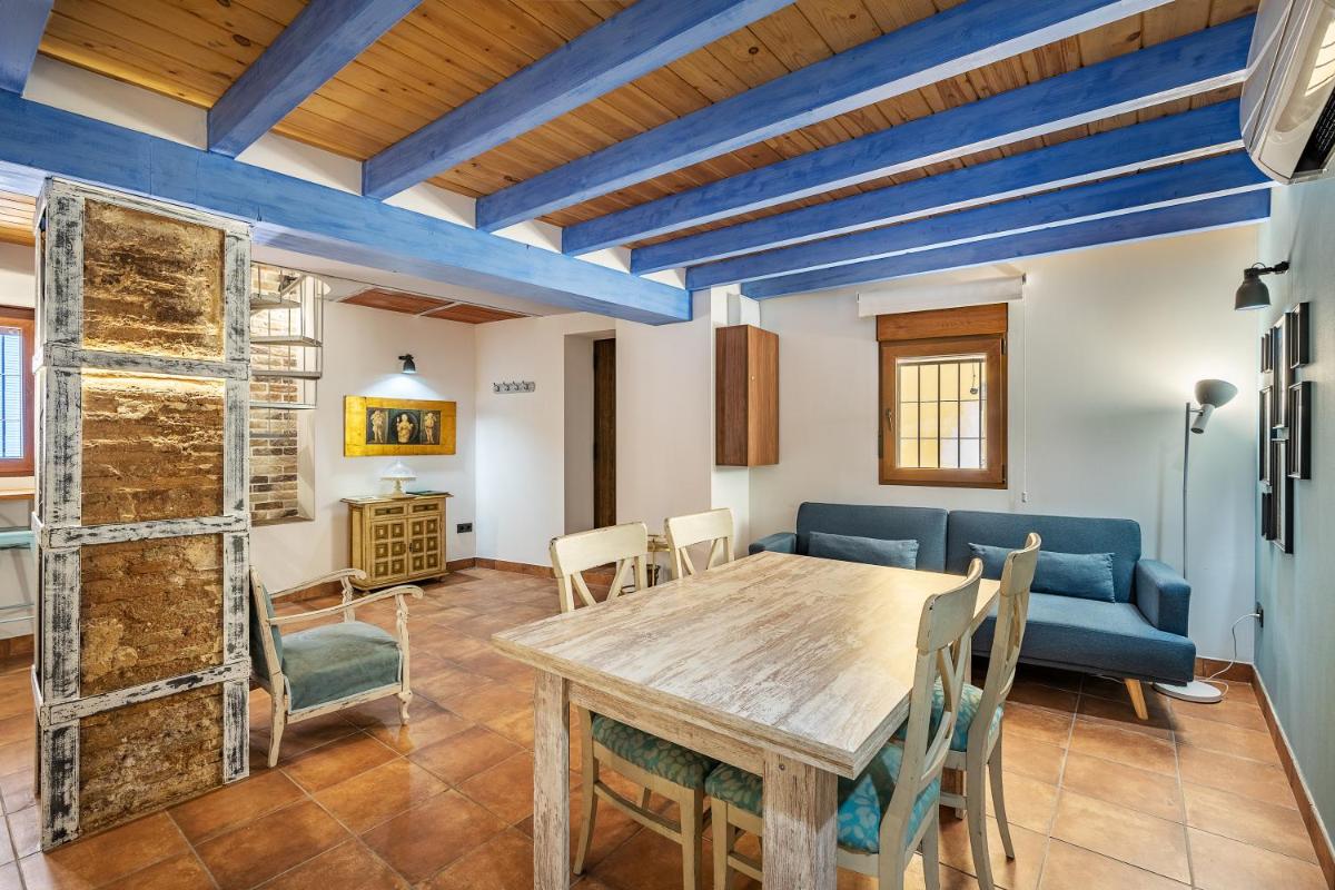 Higuera's Home - Housity