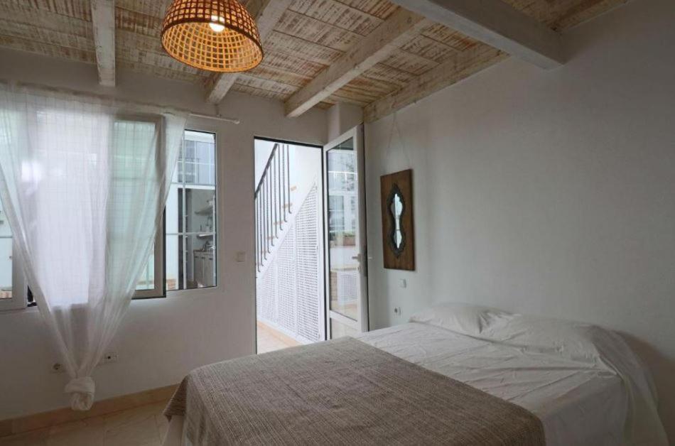 Apartamentos Castillo Quince - Housity