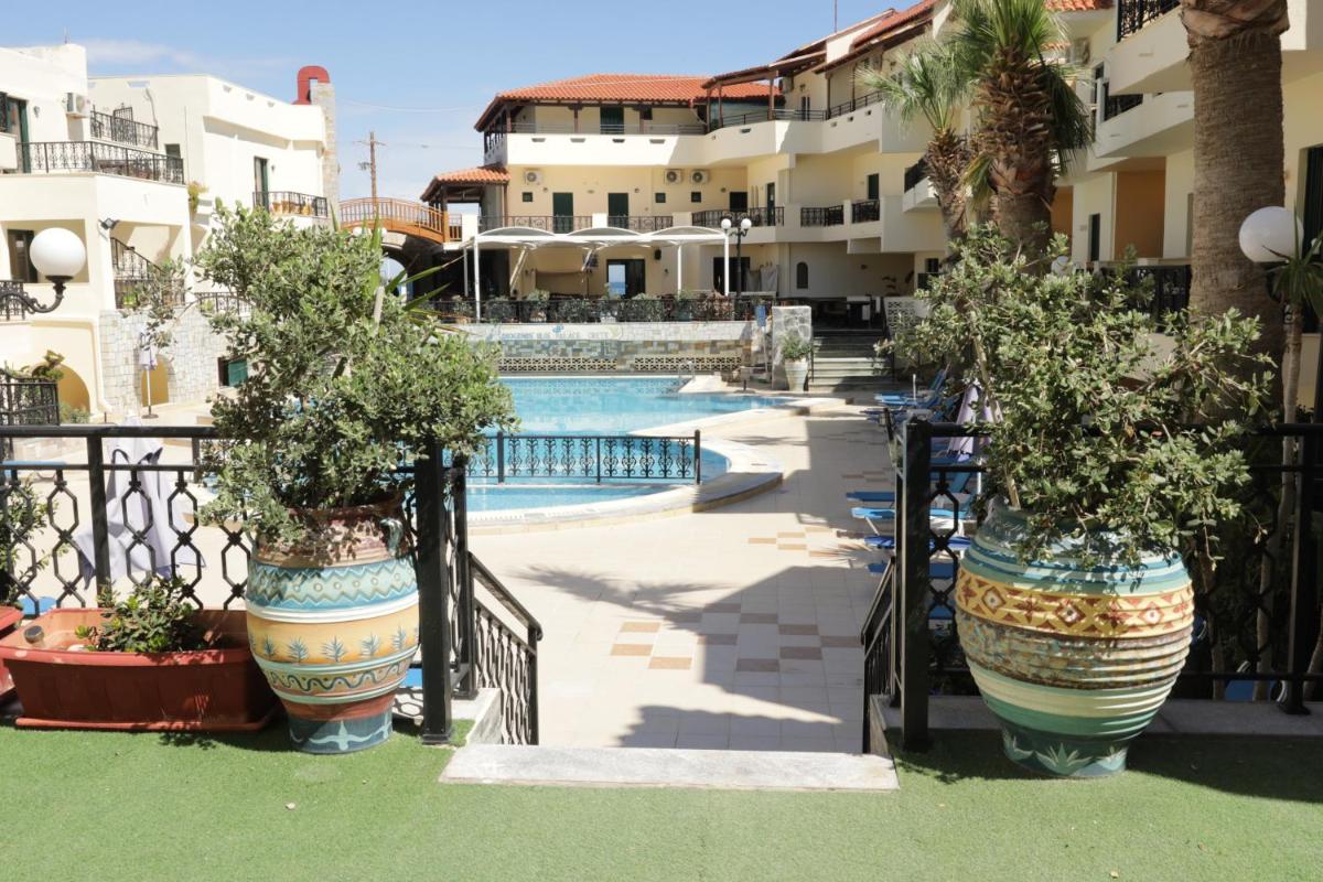 Diogenis Blue Palace - Housity