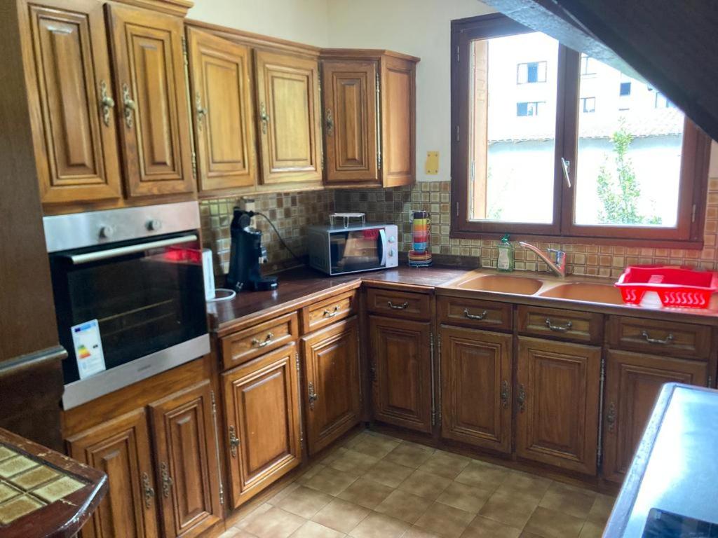 Grande Maison 5 chambres 10 couchettes - Housity
