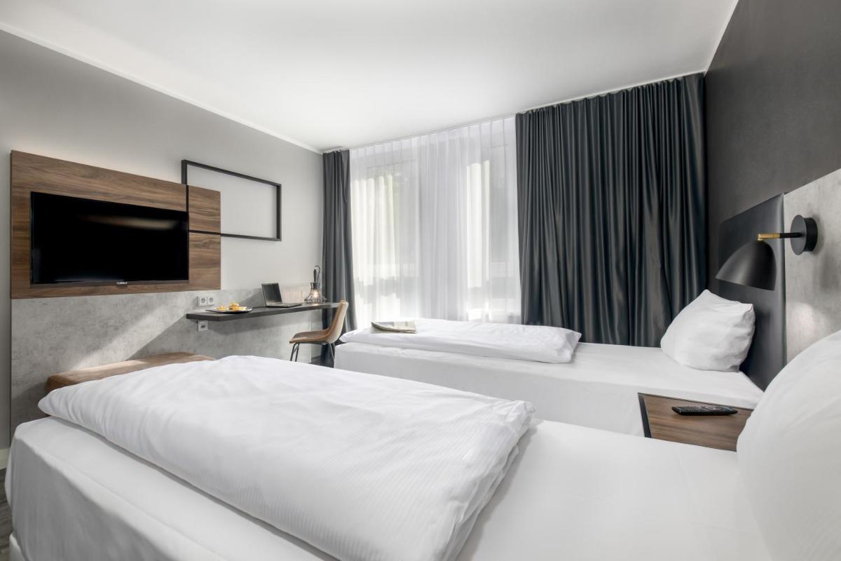 SCOTTY & PAUL Hotel Deggendorf - Housity