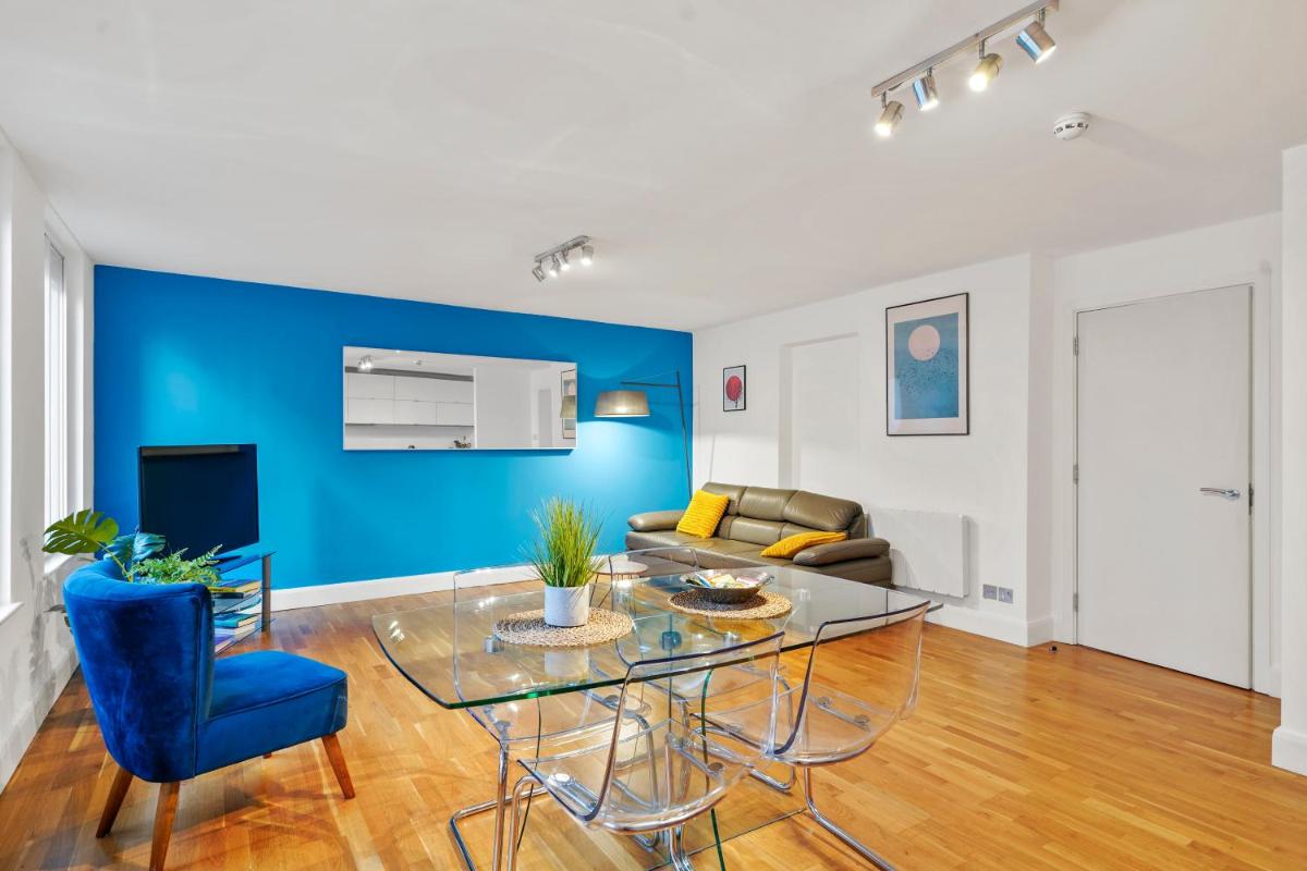 Mulberry Flat 5 - One bedroom 3rd floor by City Living London - Housity