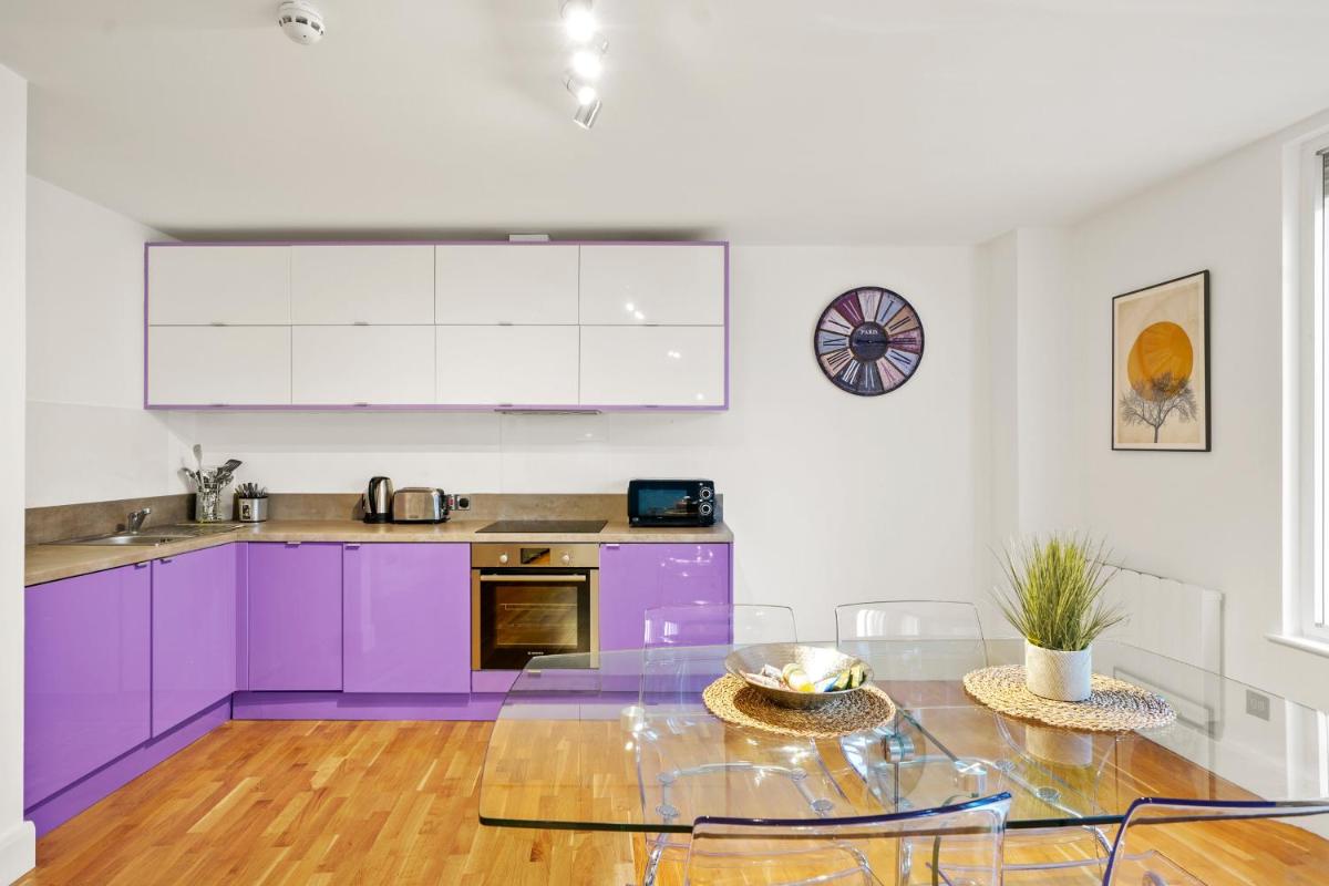 Mulberry Flat 5 - One bedroom 3rd floor by City Living London - Housity