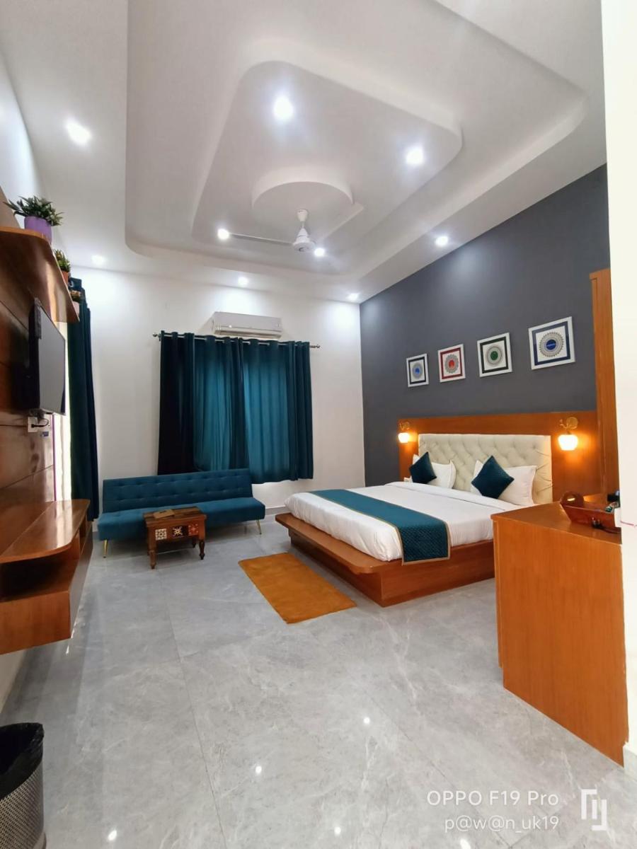 The DeerNestt - Housity