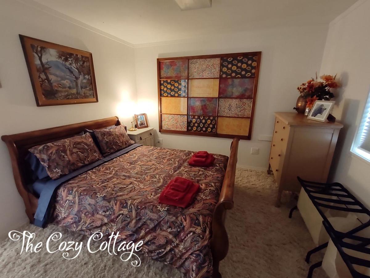 Cozy Cottage - Housity