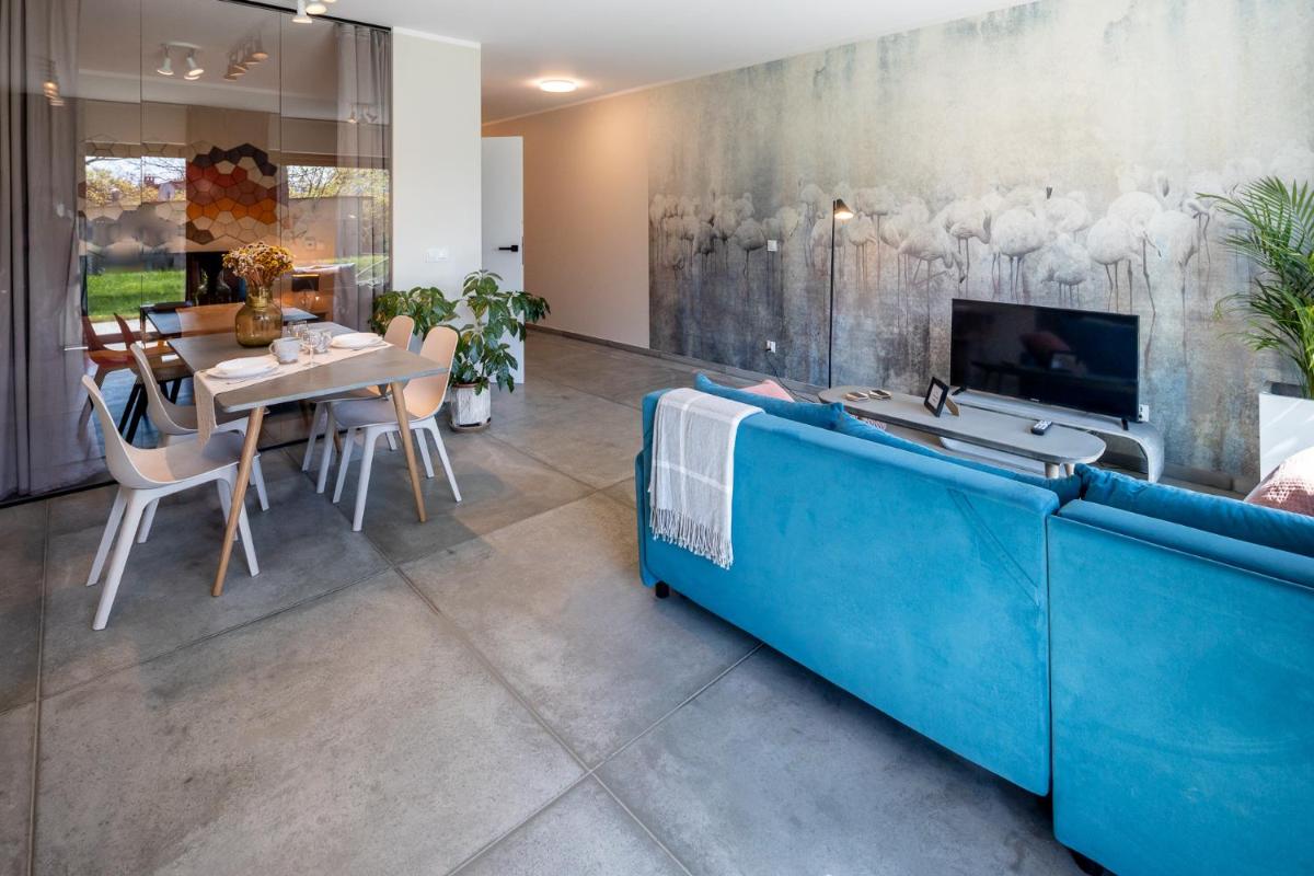 Apartament Zakatek z ogrodkiem i miejscem w garazu podziemnym - Housity