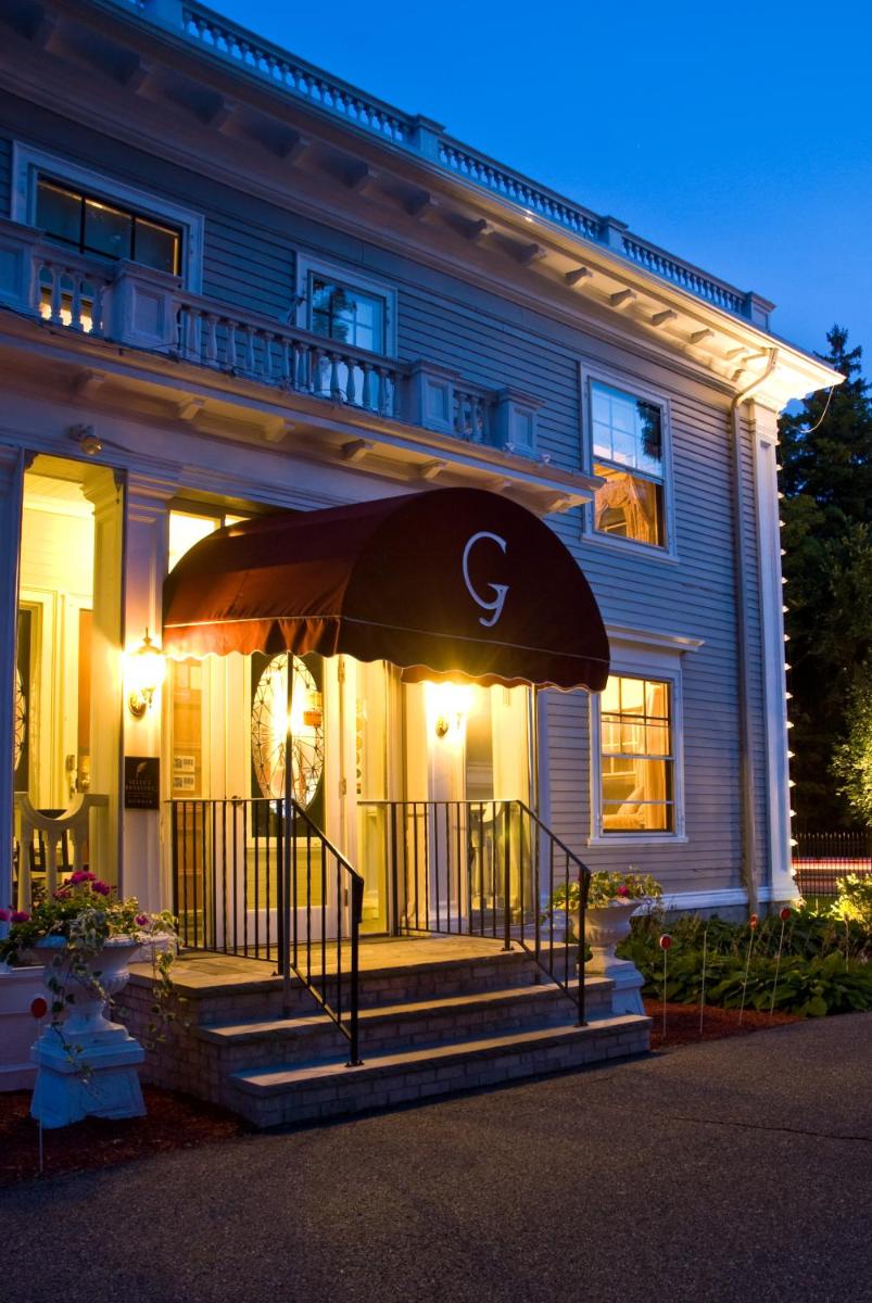 Gateways Inn - Housity