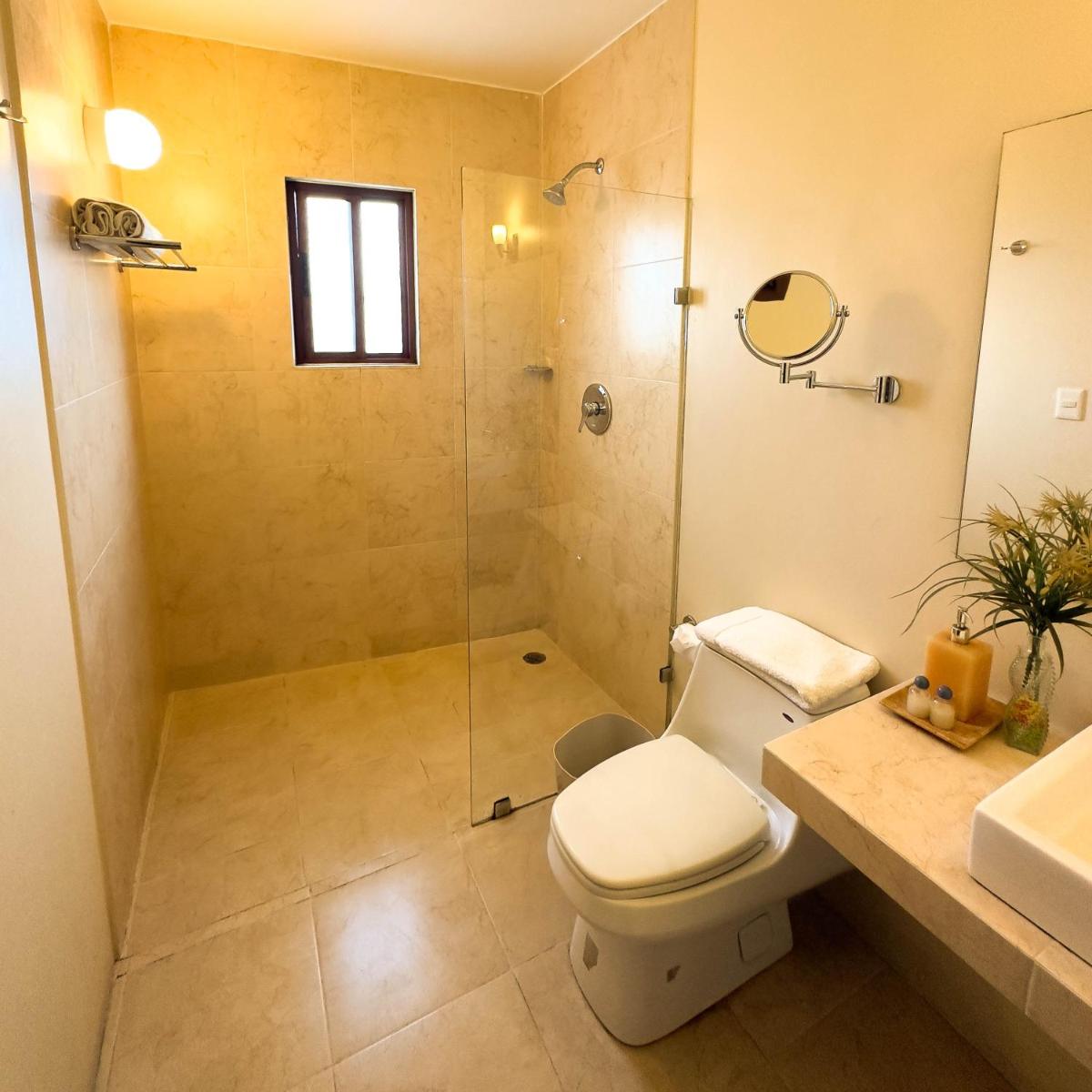 Hotel Quinta Roca - Housity
