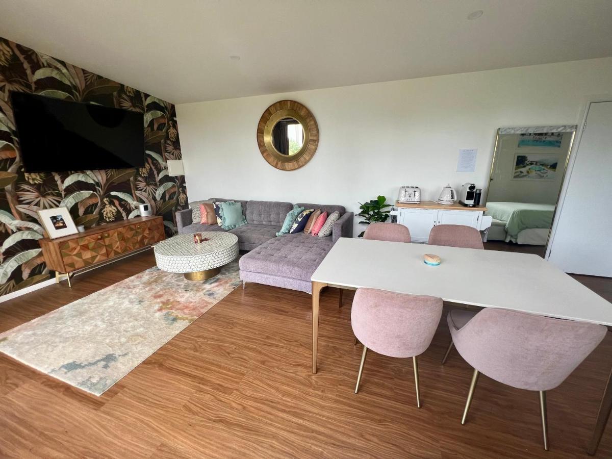 Gold Coast Retreat - Housity