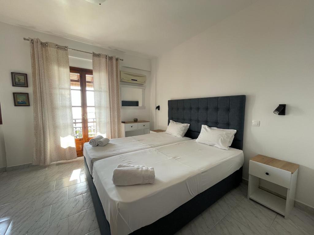 Studios Loukia - Housity