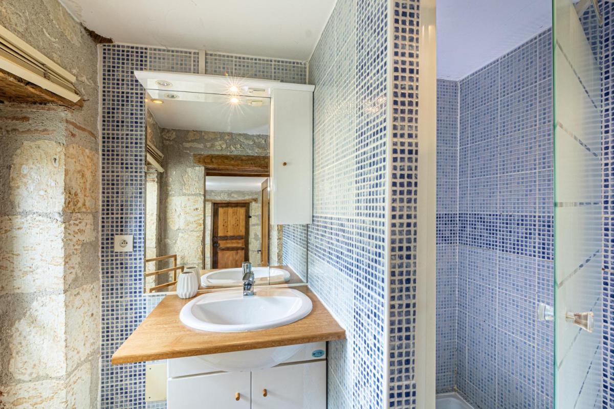 Superbe appartement, situé au cœur de la ville. - Hizvo