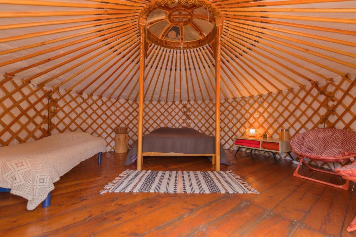 Yourte Nature / Gîte Saint Roch - Housity