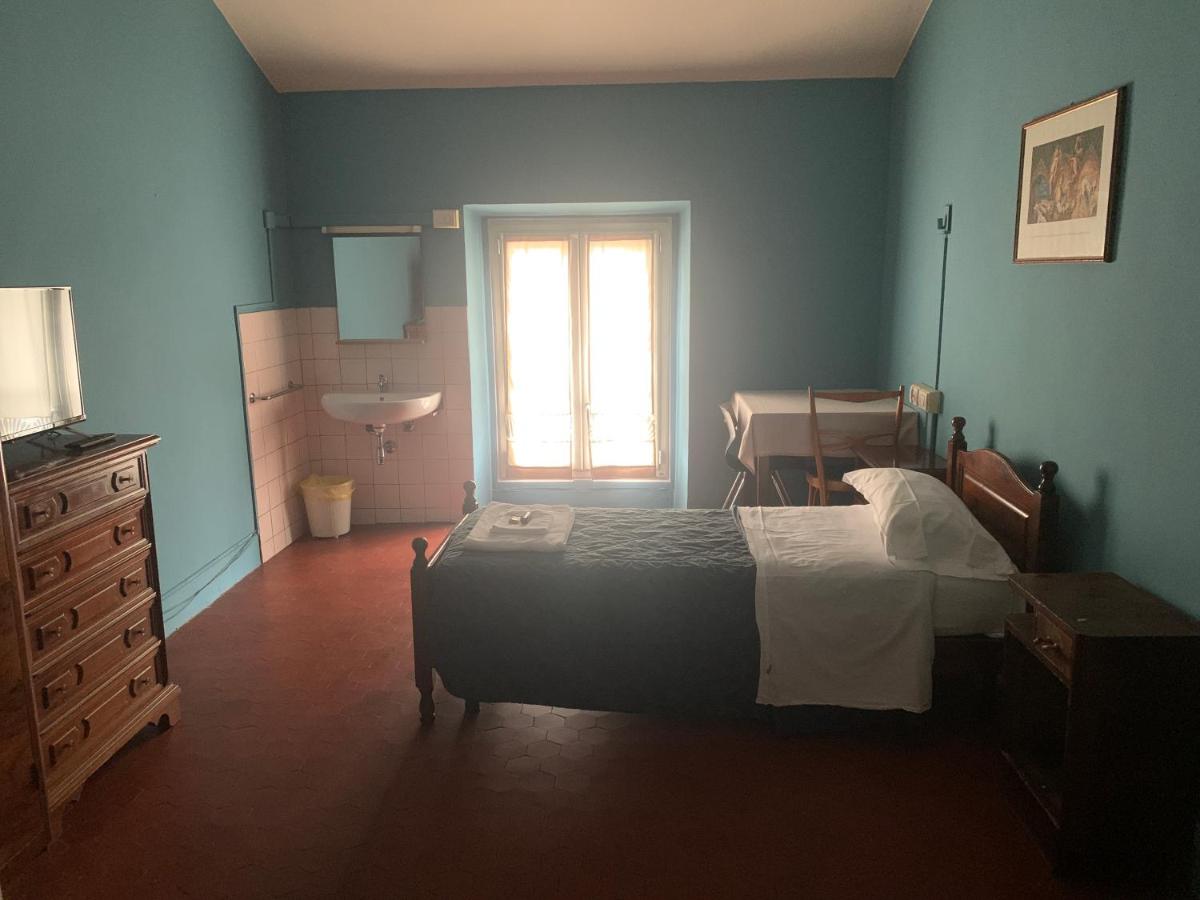 Leon doro - Housity