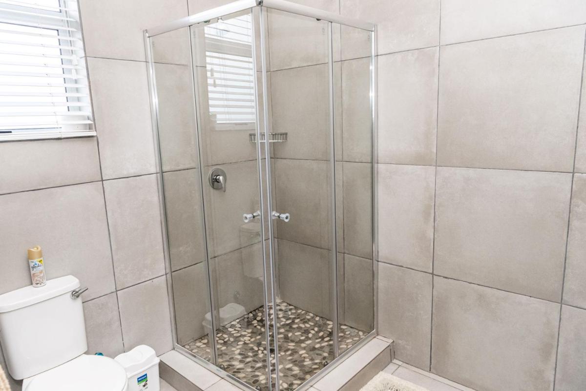 36 Emanzini Villa - Housity