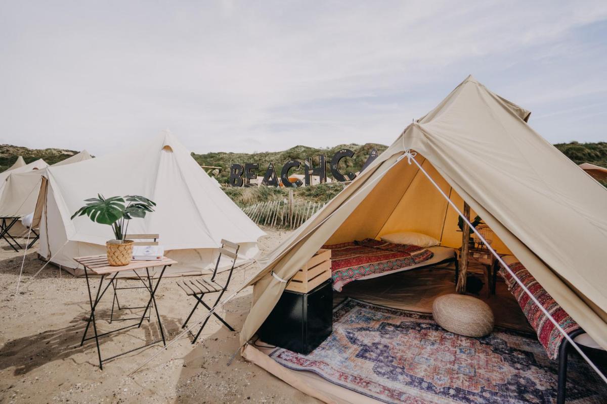 Beachcamp Bloemendaal Surf Resort - Housity