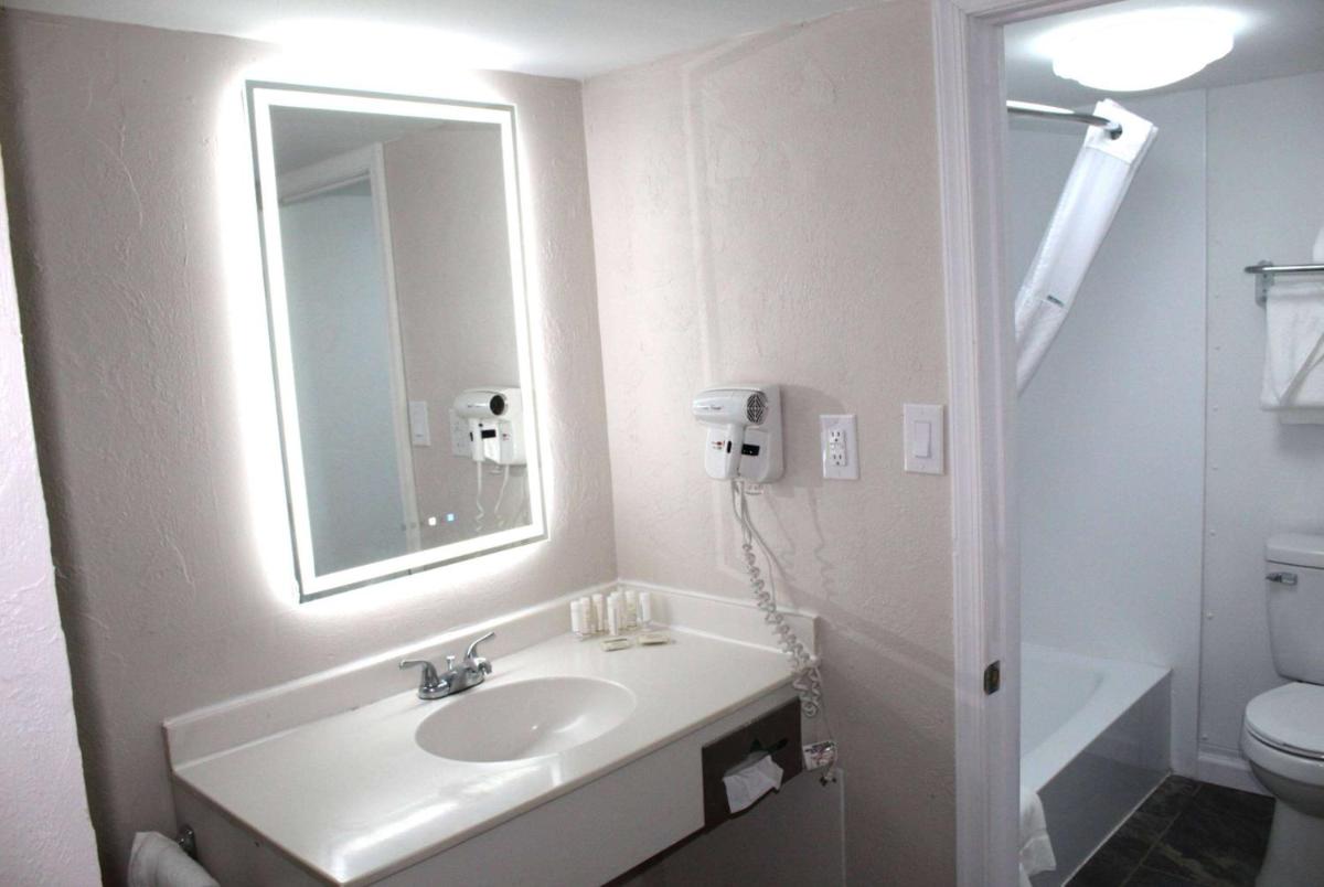 Baymont by Wyndham Front Royal Near Shenandoah National Park - Housity