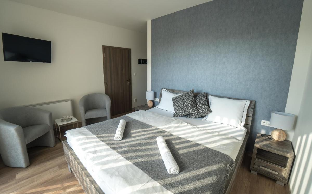 VULCANO Guesthouse - Housity