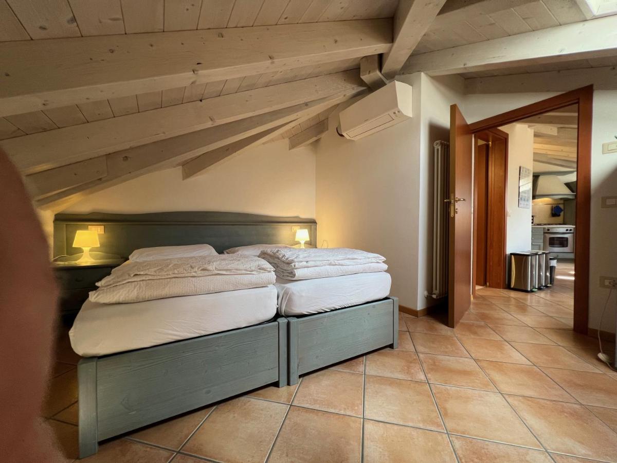 Mansarda Baia Azzurra 8 - Housity