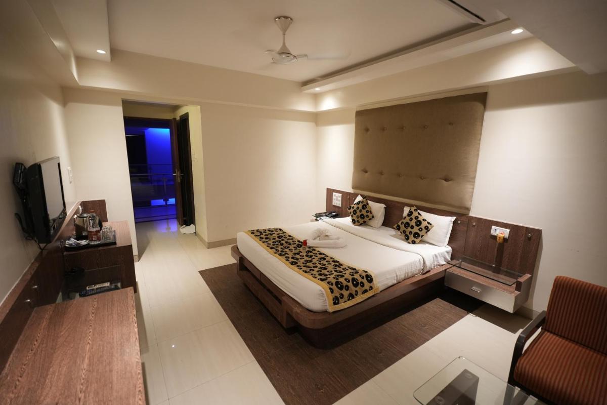 Hotel City Symphony - Housity