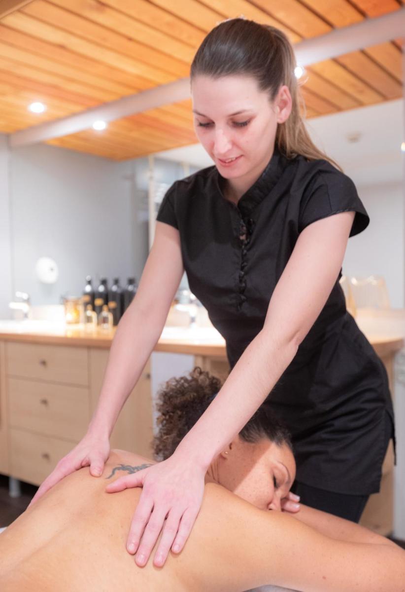 Spa ou équipements de bien-être de l'établissement Residence RADIANA