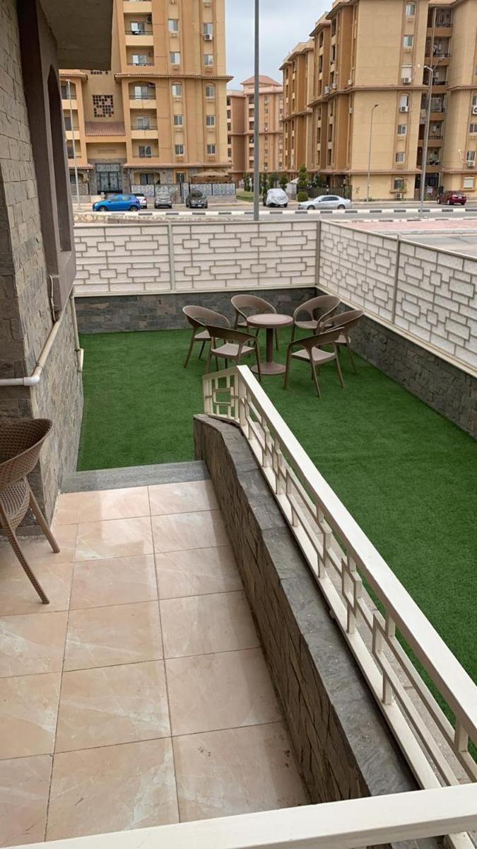 Lovely 3 bedroom ground floor flat. Private garden - Housity