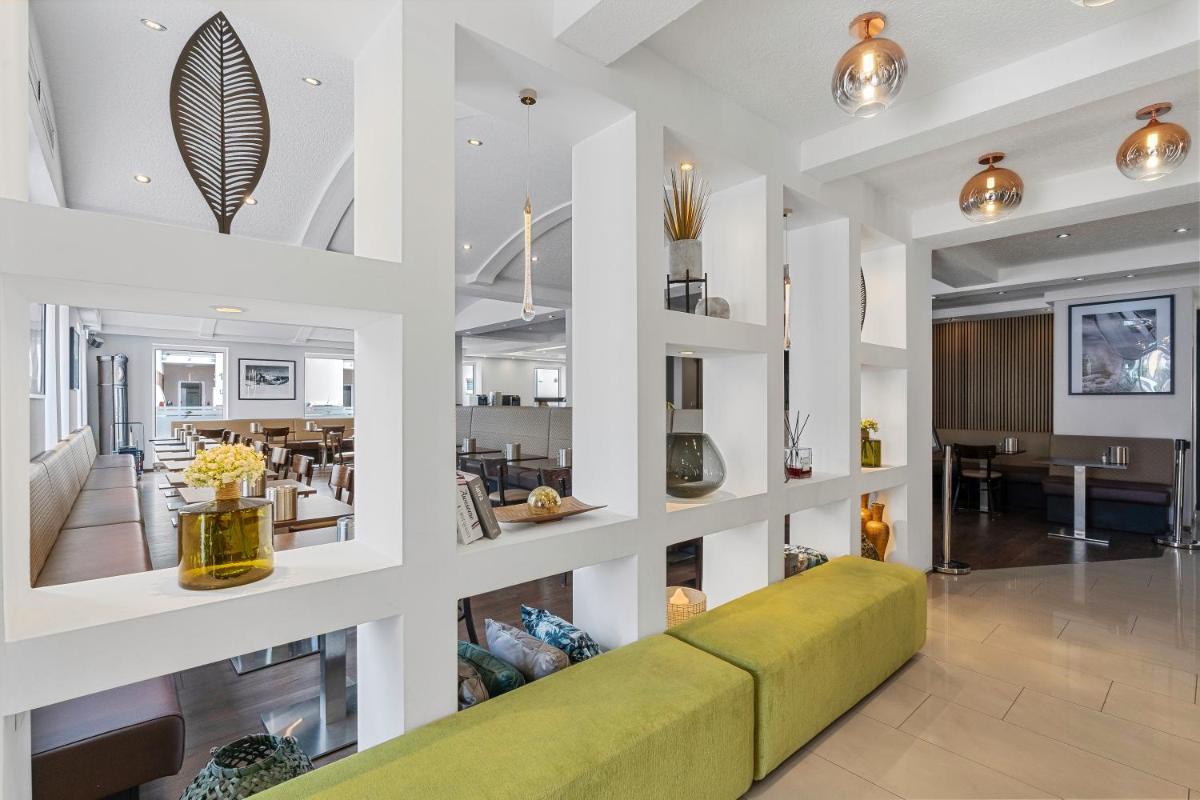 Hotel Adler - Housity