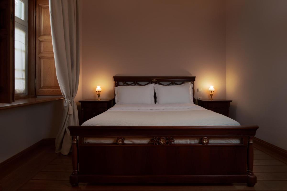Antoinette Mansion - Housity