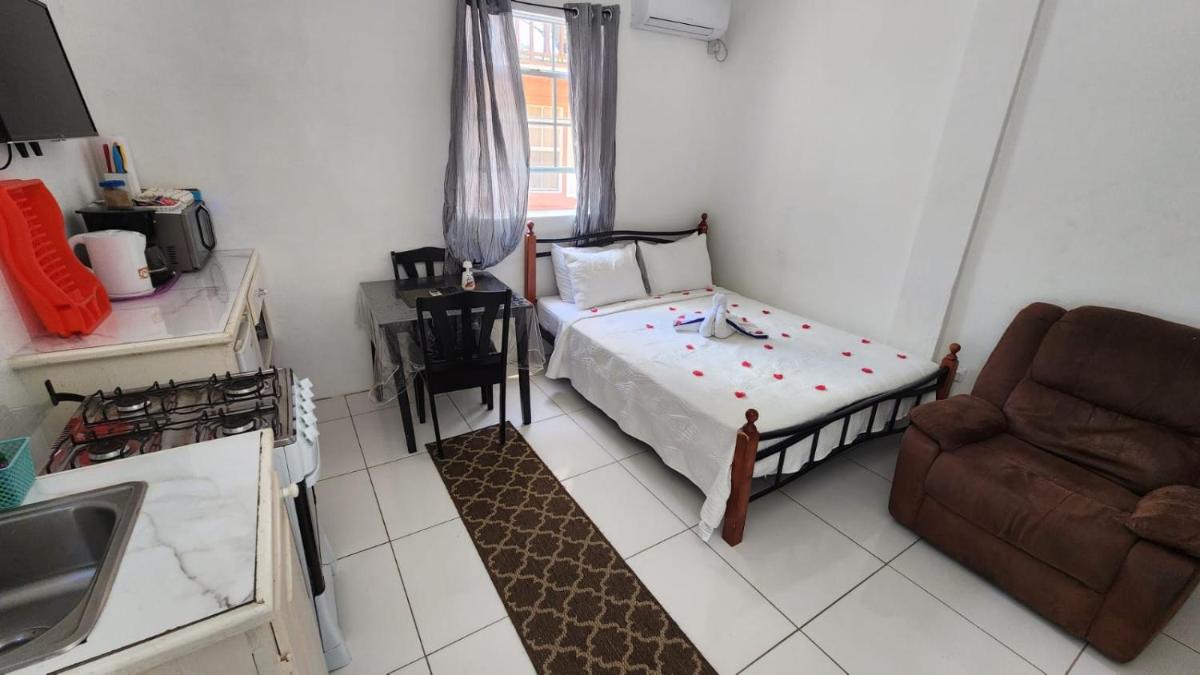 Caribbean Dream CD5 - Housity