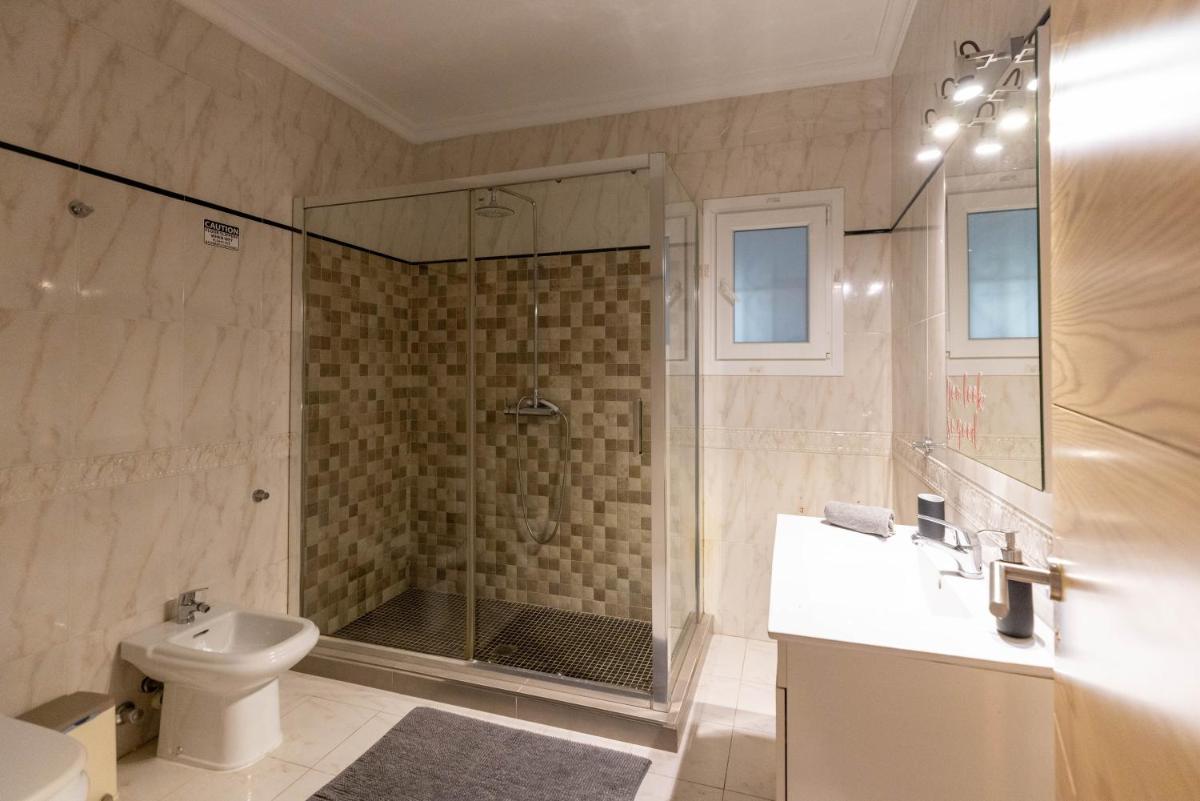 Villa Roberto Ibiza - Housity