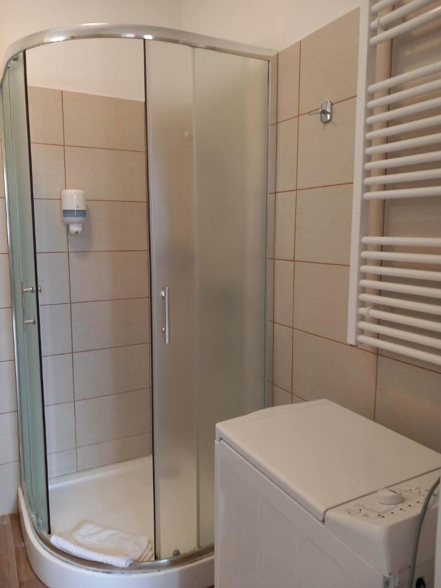 Kata Panzió - Housity