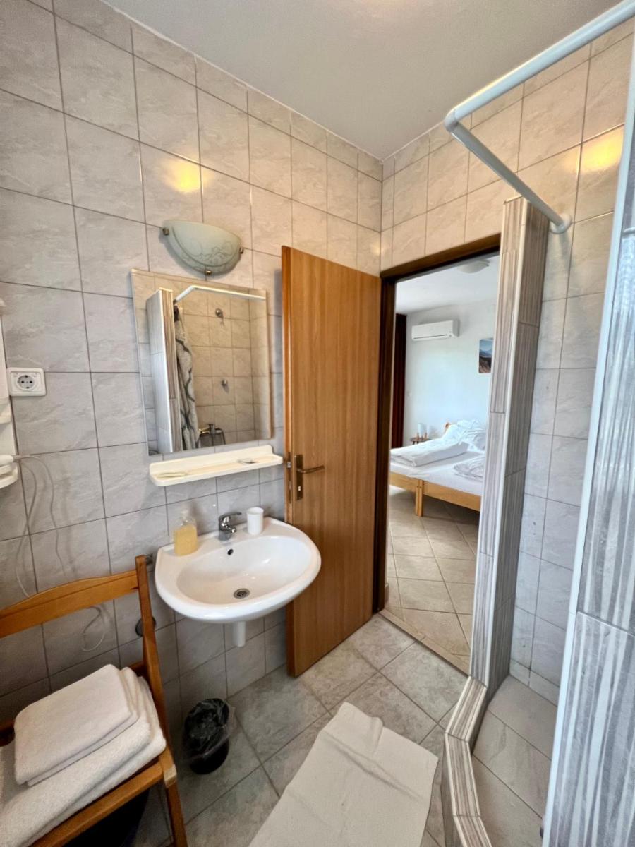 Rooms & Apartment Hegic - Housity