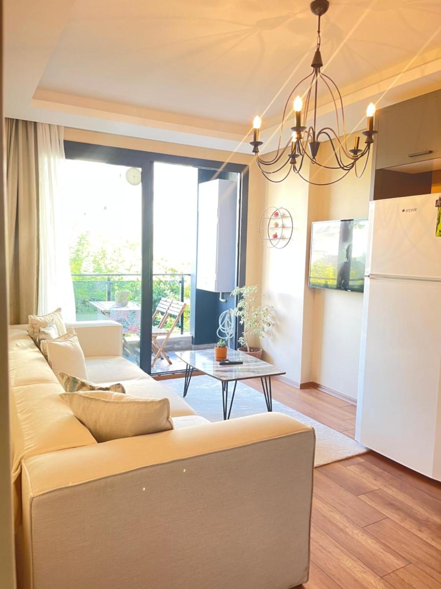 Sehirin minimalist sik ve denize yakin evi - Housity