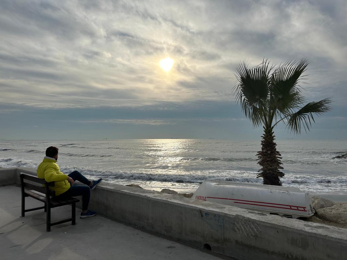 Sehirin minimalist sik ve denize yakin evi - Housity