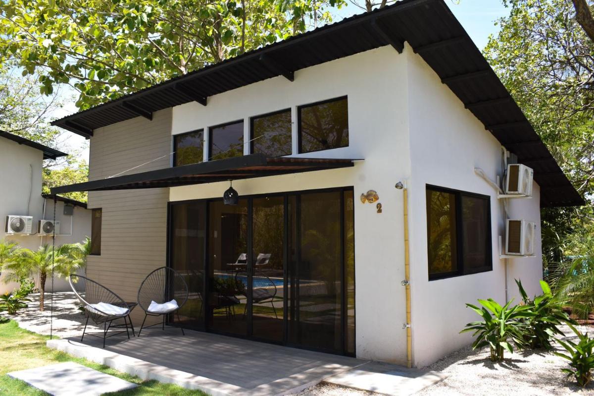 Blue Window Boutique Villas Hotel - Housity
